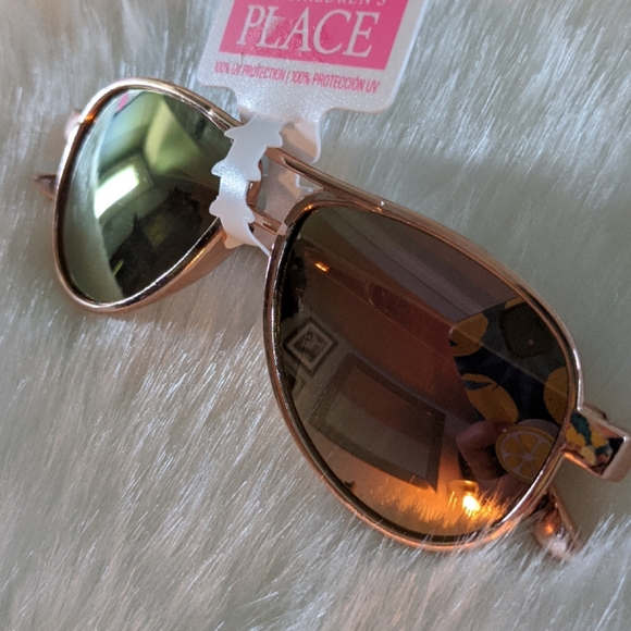 Nwt Children's Place Rose Gold Sunglasses - Picture 2 of 2